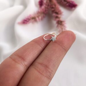 Piercing argola estrela lisa